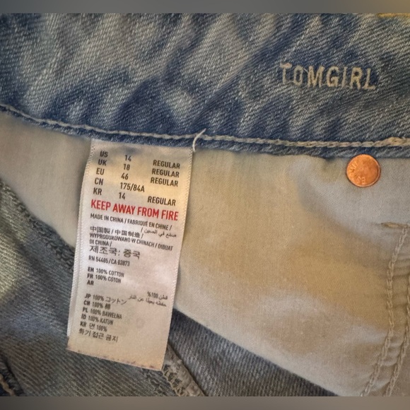 American Eagle Tomgirl button fly, sz 14 regular - Picture 5 of 5